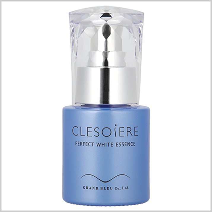 �N���\�� �p�[�t�F�N�g�z���C�g�G�b�Z���X